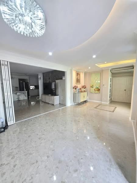 Baan Ladprao 2, Bangkok, Ladprao Road, Khlong Chan, Bang Kapi, Bangkok, 4 Bedrooms, 490 sqm, Single Detached House For Rent, by NTG Property House Co.,Ltd., 500192064 - DDproperty.com