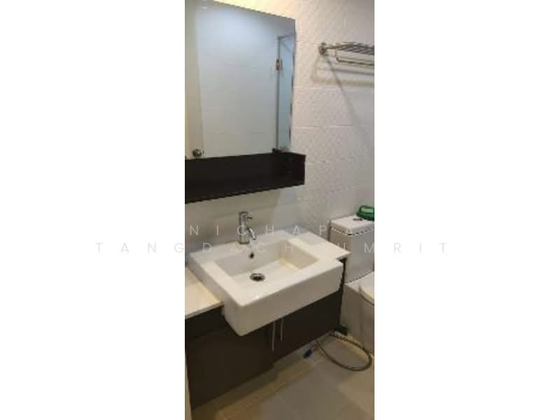 The Mark Ratchada-Airport Link, Bangkok, Chaturathit Road, Makkasan, Ratchathewi, Bangkok, 2 Bedrooms, 57 sqm, Condo For Rent, by Nichapa Tangdachsumrit, 500192070 - DDproperty.com