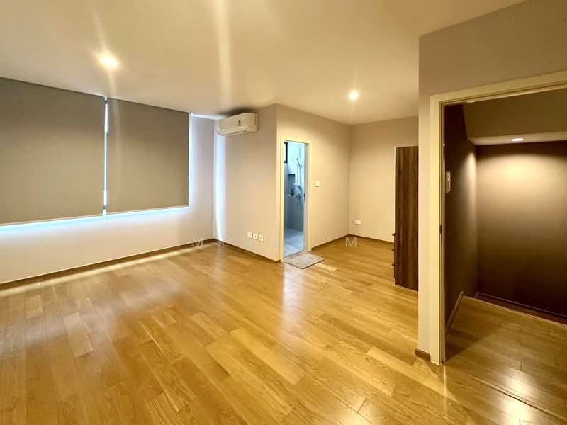 Nirvana Define Srinakarin-Rama 9, Bangkok, Srinakarin - Rom Klao Road, Saphan Sung, Saphan Sung, Bangkok, 3 Bedrooms, 285 sqm, Townhouse For Sale, by Metas M, 500192078 - DDproperty.com