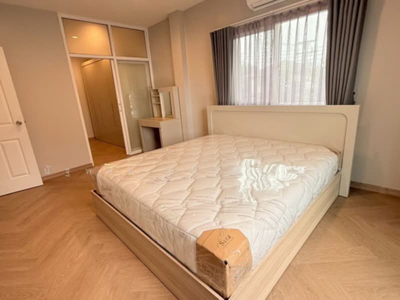 Casa Ville Ramintra-Hathairat, Pathum Thani, Hathairat Road, Bung Kham Proi, Lam Luk Ka, Pathum Thani, 4 Bedrooms, 250 sqm, Single Detached House For Rent, by นัฐพงค์ มณีอัครเนตร, 500192114 - DDproperty.com