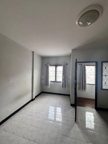 Phanason Villa 12 : พนาสนธิ์ วิลล่า 12, สมุทรปราการ, ซอย หมู่บ้านพนาสนธิ์วิลล่า 12, ท้ายบ้าน, เมืองสมุทรปราการ, สมุทรปราการ, 110 ตร.ม., ทาวน์เฮ้าส์ ขาย, โดย Connex Property, 500192115 - DDproperty.com