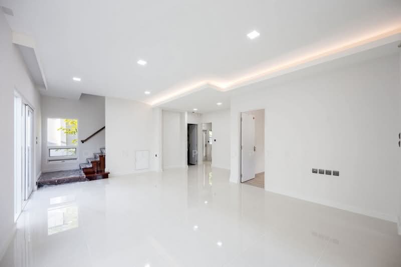 Mantana Ratchaphruek-Maha Chesadabodindranusorn Bridge, Nonthaburi, Nonthaburi 1 Road, Bang Krang, Muang Nonthaburi, Nonthaburi, 4 Bedrooms, 230 sqm, Single Detached House For Sale, by Connex Property, 500192120 - DDproperty.com