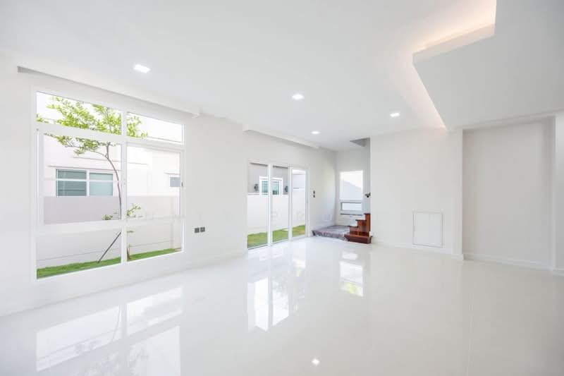 Mantana Ratchaphruek-Maha Chesadabodindranusorn Bridge, Nonthaburi, Nonthaburi 1 Road, Bang Krang, Muang Nonthaburi, Nonthaburi, 4 Bedrooms, 230 sqm, Single Detached House For Sale, by Connex Property, 500192120 - DDproperty.com