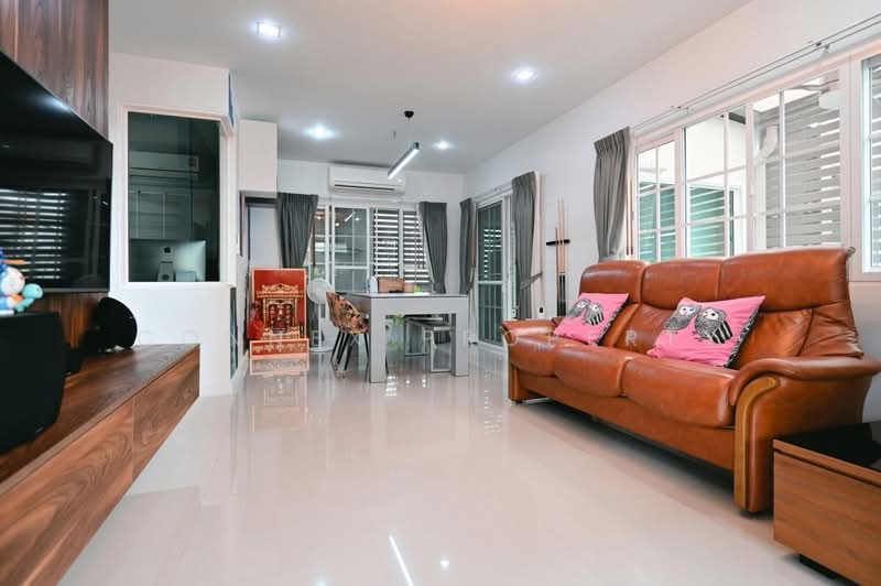 Golden Neo Bangkhae, Bangkok, 345 005/1 Soi Kanchanaphisek, Lak Song, Bang Khae, Bangkok, 3 Bedrooms, 136 sqm, Townhouse For Sale, by Connex Property, 500192137 - DDproperty.com