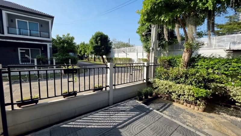 Centro Rama 9-Motorway, Bangkok, Rural Development 3 Road, Khlong Song Ton Nun, Lat Krabang, Bangkok, 4 Bedrooms, 164 sqm, Single Detached House For Sale, by Connex Property, 500192151 - DDproperty.com