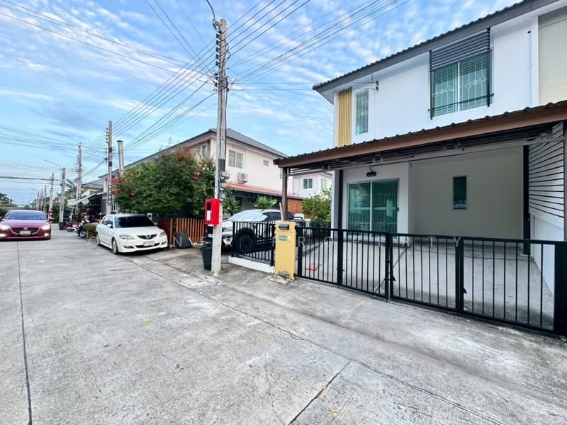 Baan Pruksa 114/2 Thaparak-Muangmai : บ้านพฤกษา 114/2 เทพารักษ์-เมืองใหม่ฯ, สมุทรปราการ, บางเพรียง, บางบ่อ, สมุทรปราการ, 84 ตร.ม., ทาวน์เฮ้าส์ ขาย, โดย Connex Property, 500192160 - DDproperty.com