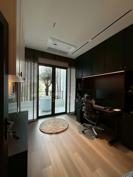 Baan Klang Mueng The Edition Pinklao-Borom 2, Bangkok, Suan Phak Road, Taling Chan, Taling Chan, Bangkok, 4 Bedrooms, 230 sqm, Semi-Detached House (Twin House) For Sale, by Connex Property, 500192163 - DDproperty.com