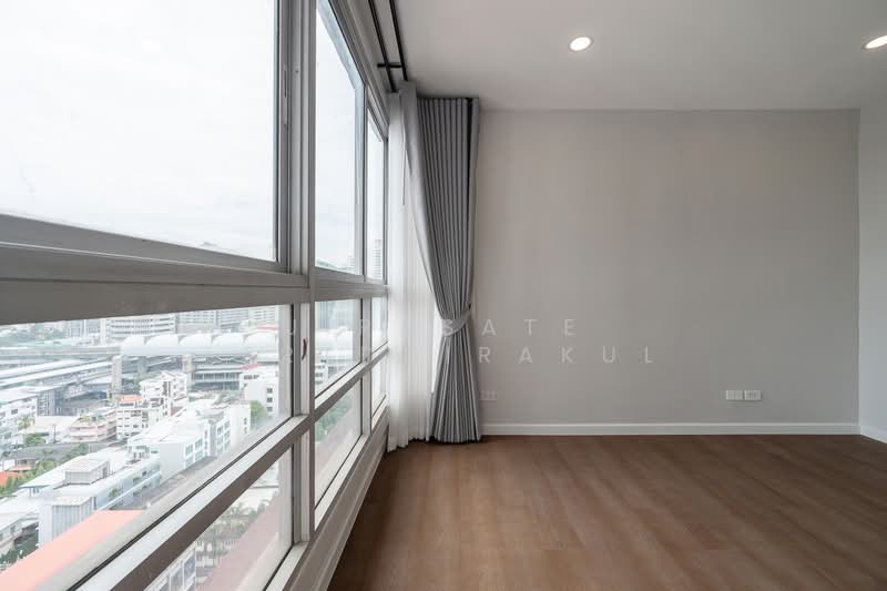 Pathumwan Resort, Bangkok, Phayathai Road, Thanon Phaya Thai, Ratchathewi, Bangkok, 2 Bedrooms, 60 sqm, Condo For Sale, by Jirasate Lertdhirakul, 500192191 - DDproperty.com