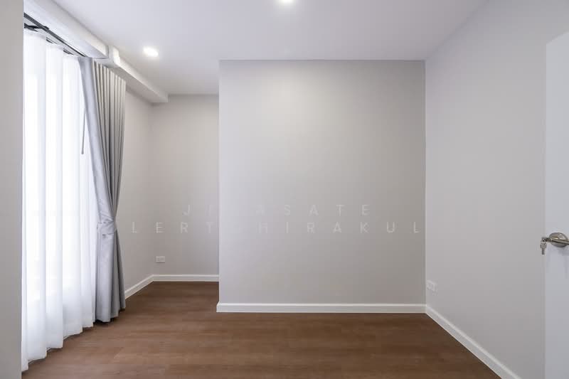 Pathumwan Resort, Bangkok, Phayathai Road, Thanon Phaya Thai, Ratchathewi, Bangkok, 2 Bedrooms, 60 sqm, Condo For Sale, by Jirasate Lertdhirakul, 500192191 - DDproperty.com