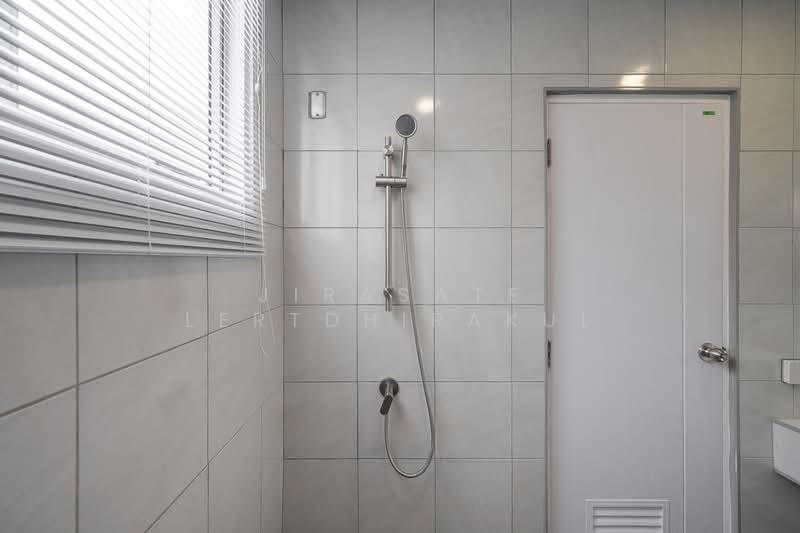 Pathumwan Resort, Bangkok, Phayathai Road, Thanon Phaya Thai, Ratchathewi, Bangkok, 2 Bedrooms, 60 sqm, Condo For Sale, by Jirasate Lertdhirakul, 500192191 - DDproperty.com