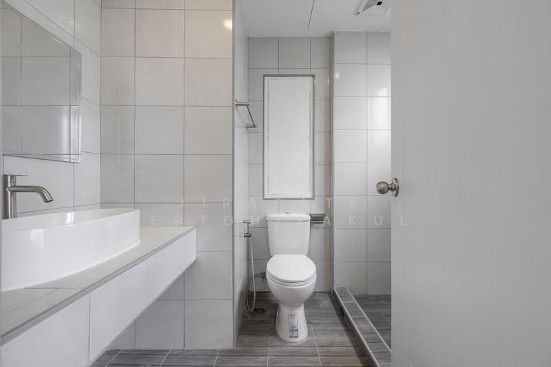 Pathumwan Resort, Bangkok, Phayathai Road, Thanon Phaya Thai, Ratchathewi, Bangkok, 2 Bedrooms, 60 sqm, Condo For Sale, by Jirasate Lertdhirakul, 500192191 - DDproperty.com