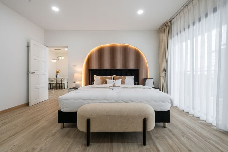 ขาย - Floraville Condominium : ฟลอร่าวิลล์ คอนโดมิเนียม, กรุงเทพ