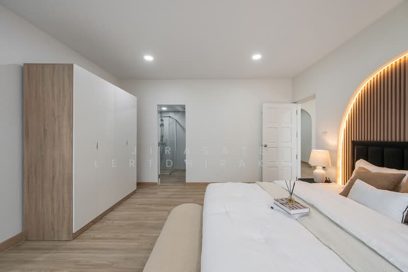 ขาย - Floraville Condominium : ฟลอร่าวิลล์ คอนโดมิเนียม, กรุงเทพ