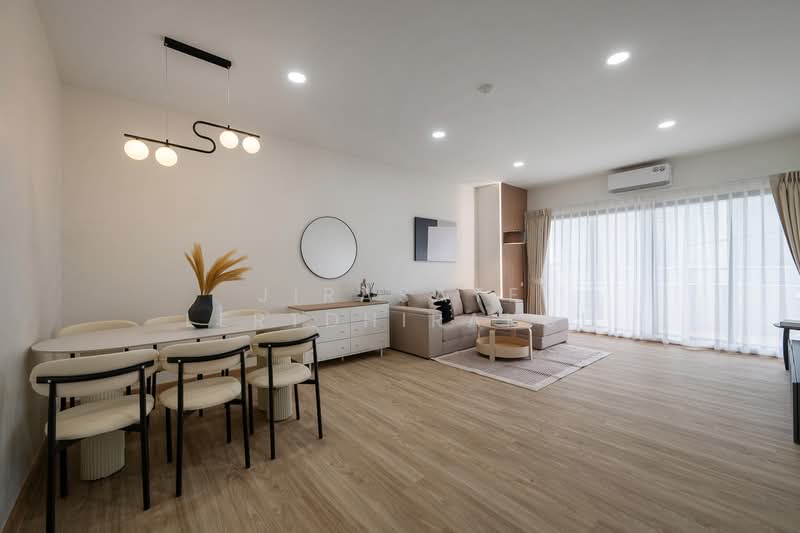 ขาย - Floraville Condominium : ฟลอร่าวิลล์ คอนโดมิเนียม, กรุงเทพ