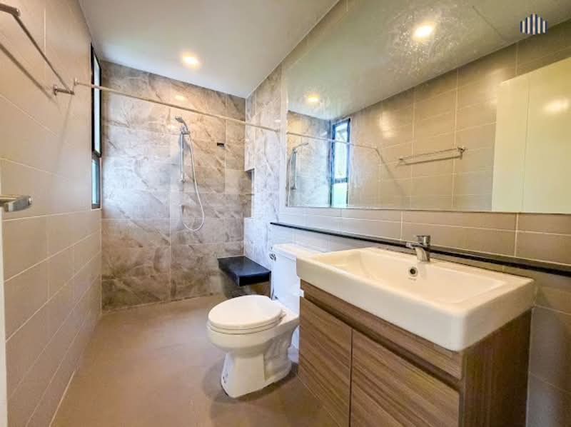 The City Pattanakarn, Bangkok, On Nut Road, Prawet, Prawet, Bangkok, 4 Bedrooms, 262 sqm, Single Detached House For Sale, by คุณลี, 500192195 - DDproperty.com