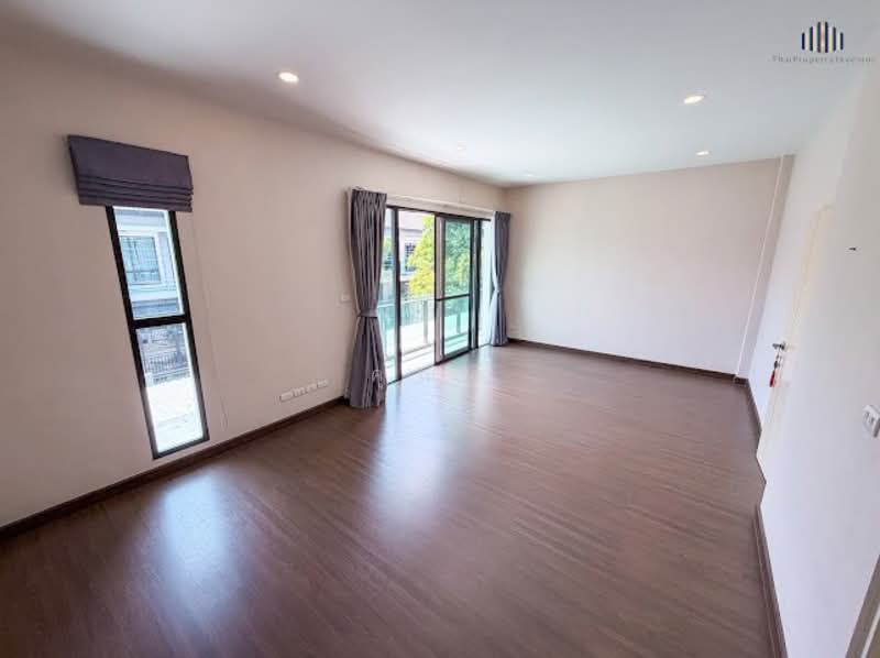 The City Pattanakarn, Bangkok, On Nut Road, Prawet, Prawet, Bangkok, 4 Bedrooms, 262 sqm, Single Detached House For Sale, by คุณลี, 500192195 - DDproperty.com