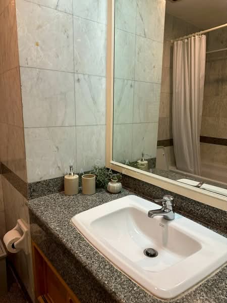 President Place, Bangkok, 975 Phloen Chit Rd, Lumphini, Pathum Wan, Bangkok, 2 Bedrooms, 140 sqm, Condo For Rent, by Vichai  Annavakulthorn, 500192224 - DDproperty.com