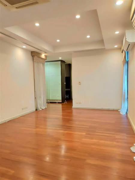 Baan Sansiri Sukhumvit 67, Bangkok, 32 Soi Sukhumvit 67, Phra Kanong Nua, Watthana, Bangkok, 4 Bedrooms, 450 sqm, Single Detached House For Rent, by Vichai  Annavakulthorn, 500192227 - DDproperty.com