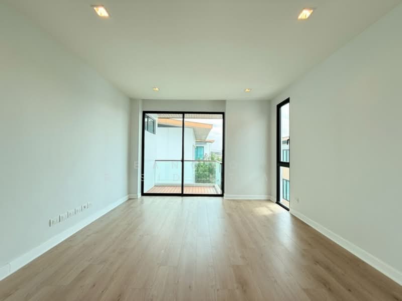 The Ava Residence, Bangkok, Sukhumvit 77 Road, Suan Luang, Suan Luang, Bangkok, 5 Bedrooms, 620 sqm, Single Detached House For Sale, by Bangkok Residential, 500192241 - DDproperty.com