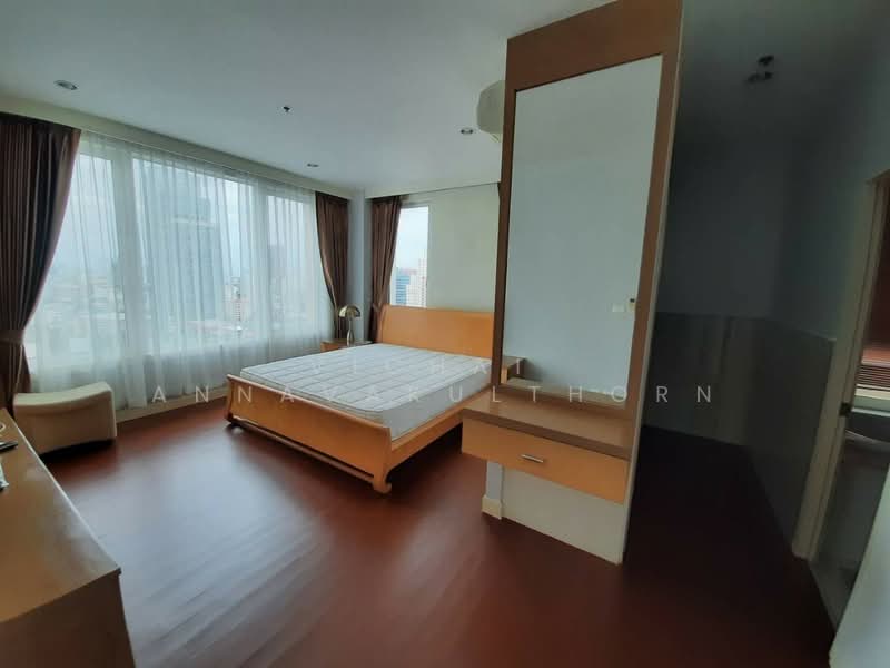 Siri Residence, Bangkok, 21 Soi Sukhumvit 24, Khong Tan, Khlong Toei, Bangkok, 2 Bedrooms, 110 sqm, Condo For Rent, by Vichai  Annavakulthorn, 500192244 - DDproperty.com
