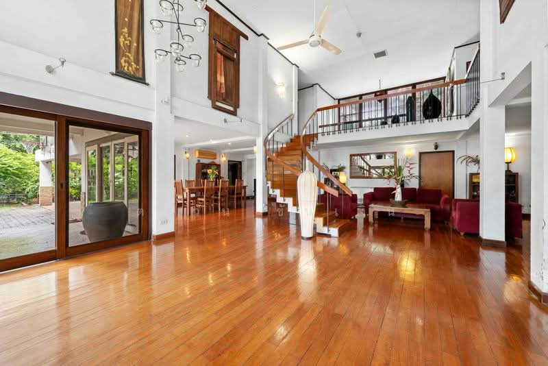 Detached house, 288 sq.wa., Sukhumvit 38., Bangkok, สุขุมวิท 38, Phra Kanong, Khlong Toei, Bangkok, 5 Bedrooms, 1,152 sqm, Single Detached House For Sale, by ตะวัน ขันเงิน, 500192248 - DDproperty.com