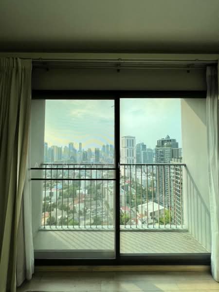 Noble Remix, Bangkok, 772 Soi Sukhumvit 36, Sukhumvit Road, Khong Tan, Khlong Toei, Bangkok, 3 Bedrooms, 103 sqm, Condo For Rent, by Vichai  Annavakulthorn, 500192252 - DDproperty.com