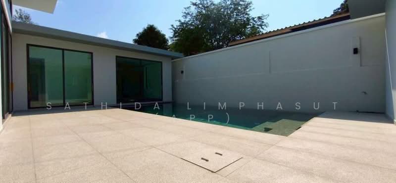 Grand Family Villa Luxury 5-Bedroom Oasis In Chaiyapruek, Chon Buri (Pattaya), Nong Hin 5, Muang Pattaya, Amphoe Bang Lamung, Chang Wat Chon Buri 20150, Thailand, Nong Pru, Bang Lamung (Pattaya), Chon Buri (Pattaya), 5 Bedrooms, 190 sqm, Villa For Rent, by Sathida Limphasut (App), 500192257 - DDproperty.com