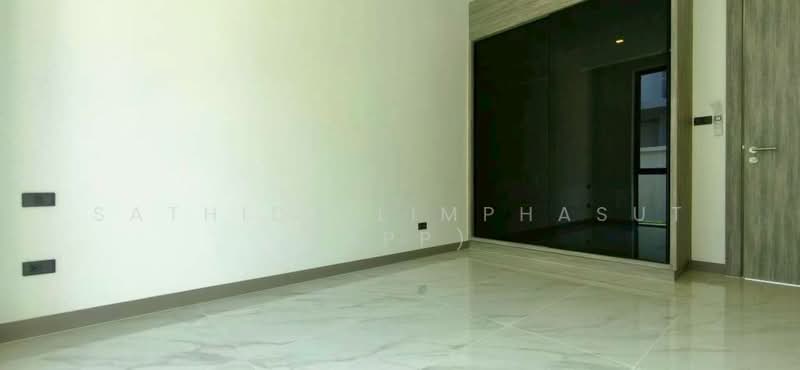 Grand Family Villa Luxury 5-Bedroom Oasis In Chaiyapruek, Chon Buri (Pattaya), Nong Hin 5, Muang Pattaya, Amphoe Bang Lamung, Chang Wat Chon Buri 20150, Thailand, Nong Pru, Bang Lamung (Pattaya), Chon Buri (Pattaya), 5 Bedrooms, 190 sqm, Villa For Rent, by Sathida Limphasut (App), 500192257 - DDproperty.com