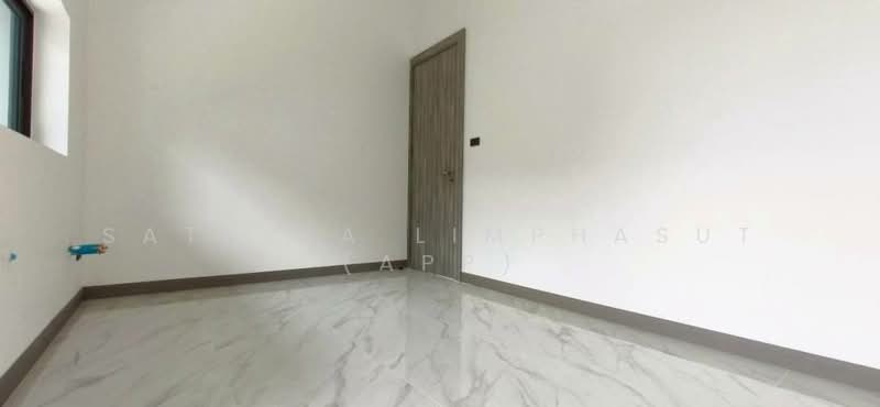 Grand Family Villa Luxury 5-Bedroom Oasis In Chaiyapruek, Chon Buri (Pattaya), Nong Hin 5, Muang Pattaya, Amphoe Bang Lamung, Chang Wat Chon Buri 20150, Thailand, Nong Pru, Bang Lamung (Pattaya), Chon Buri (Pattaya), 4 Bedrooms, 490 sqm, Villa For Rent, by Sathida Limphasut (App), 500192267 - DDproperty.com