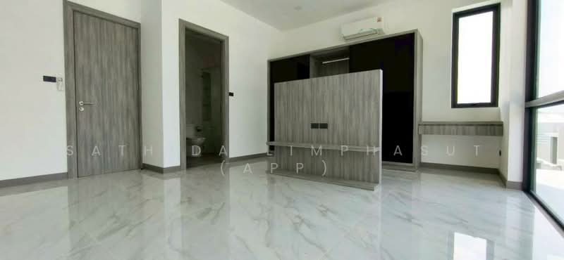 Grand Family Villa Luxury 5-Bedroom Oasis In Chaiyapruek, Chon Buri (Pattaya), Nong Hin 5, Muang Pattaya, Amphoe Bang Lamung, Chang Wat Chon Buri 20150, Thailand, Nong Pru, Bang Lamung (Pattaya), Chon Buri (Pattaya), 4 Bedrooms, 490 sqm, Villa For Rent, by Sathida Limphasut (App), 500192267 - DDproperty.com