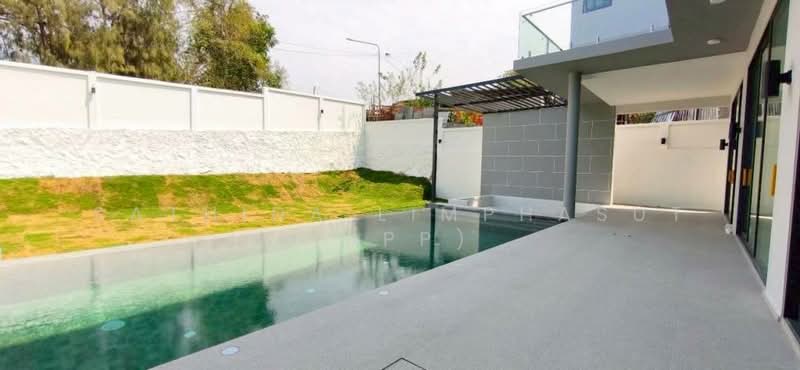 Grand Family Villa Luxury 5-Bedroom Oasis In Chaiyapruek, Chon Buri (Pattaya), Nong Hin 5, Muang Pattaya, Amphoe Bang Lamung, Chang Wat Chon Buri 20150, Thailand, Nong Pru, Bang Lamung (Pattaya), Chon Buri (Pattaya), 4 Bedrooms, 490 sqm, Villa For Rent, by Sathida Limphasut (App), 500192267 - DDproperty.com