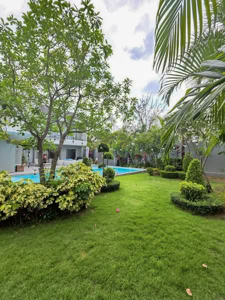 4 Bedroom Pool Villa for Sale in East Pattaya, Chon Buri (Pattaya), Bang Lamung, Bang Lamung (Pattaya), Chon Buri (Pattaya), 4 Bedrooms, 464 sqm, Villa For Sale, by PLC Real Estate, 500192273 - DDproperty.com