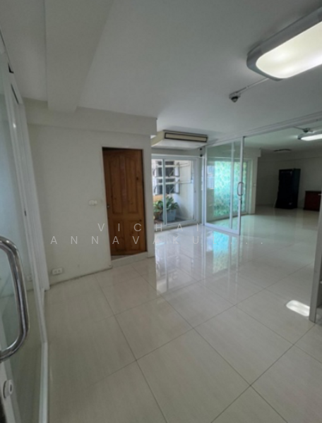 ITF Silom Palace : ไอทีเอฟ สีลม พาเลส, กรุงเทพ, 160 ซอย นราธิวาสราชนครินทร์ 1, สุริยวงศ์, บางรัก, กรุงเทพ, 50 ตร.ม., คอนโด ให้เช่า, โดย Vichai  Annavakulthorn, 500192295 - DDproperty.com