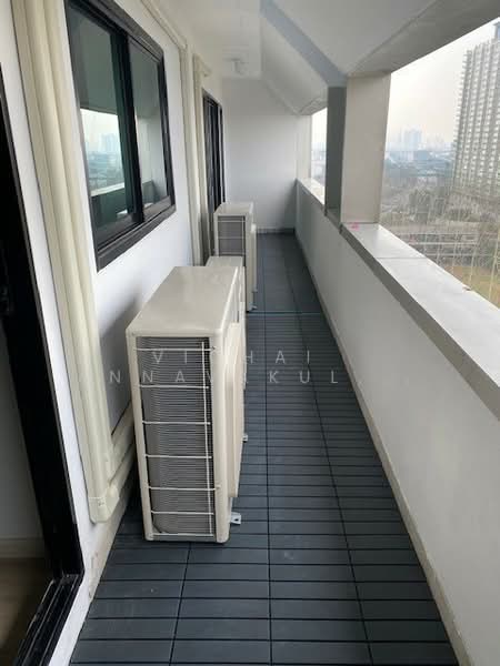 Sarin Place, Bangkok, Ratchadaphisek, Lat Yao, Chatuchak, Bangkok, 2 Bedrooms, 150 sqm, Condo For Rent, by Vichai  Annavakulthorn, 500192307 - DDproperty.com