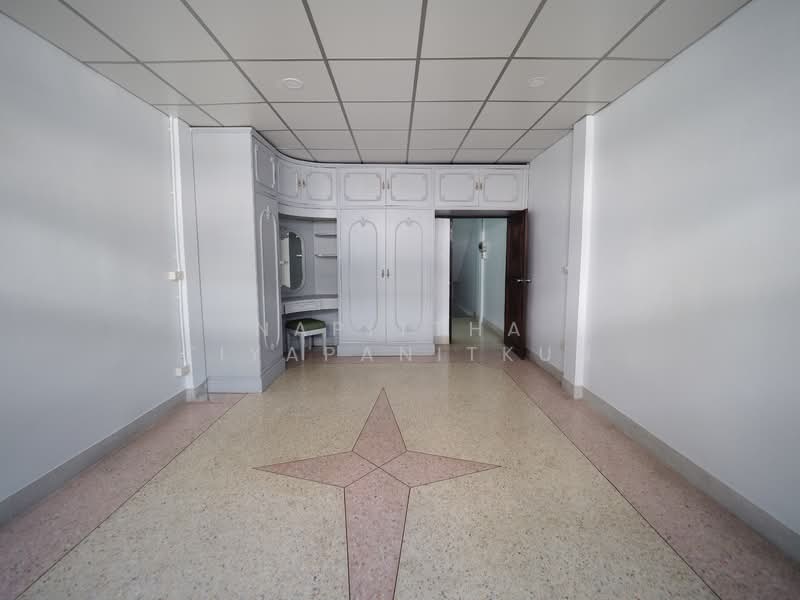 Soi Chan 6, Bangkok, จันทน์, Thung Wat Don, Sathon, Bangkok, 4 Bedrooms, 360 sqm, Townhouse For Rent, by Napittha Tiyapanitkun, 500192363 - DDproperty.com