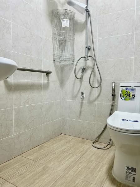 ขายหอพัก พร้อมบ้าน สร้างใหม่ จำนวน 34 ห้อง ใกล้ มาเก็ตวิลเลจรังสิต, Pathum Thani, Khu Khot, Lam Luk Ka, Pathum Thani, , 528 sqm, Business For Sale, by ERA Thailand, 500192376 - DDproperty.com