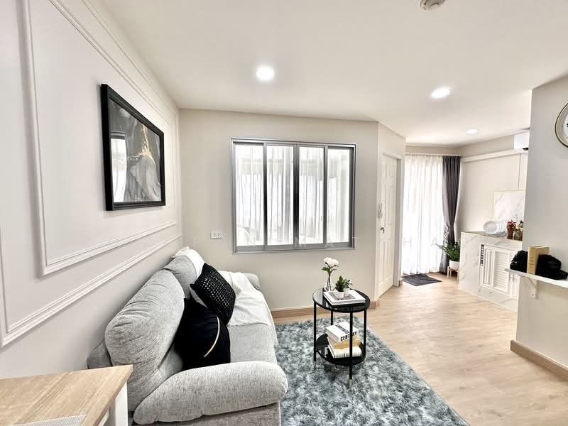 Lumpini Condo Town Bodindecha Ramkhamhaeng, Bangkok, Soi Ramkhamhaeng 43/1, Phlapphla, Wang Thonglang, Bangkok, 1 Bedroom, 28 sqm, Condo For Sale, by Pongpan Matkhao, 500192393 - DDproperty.com