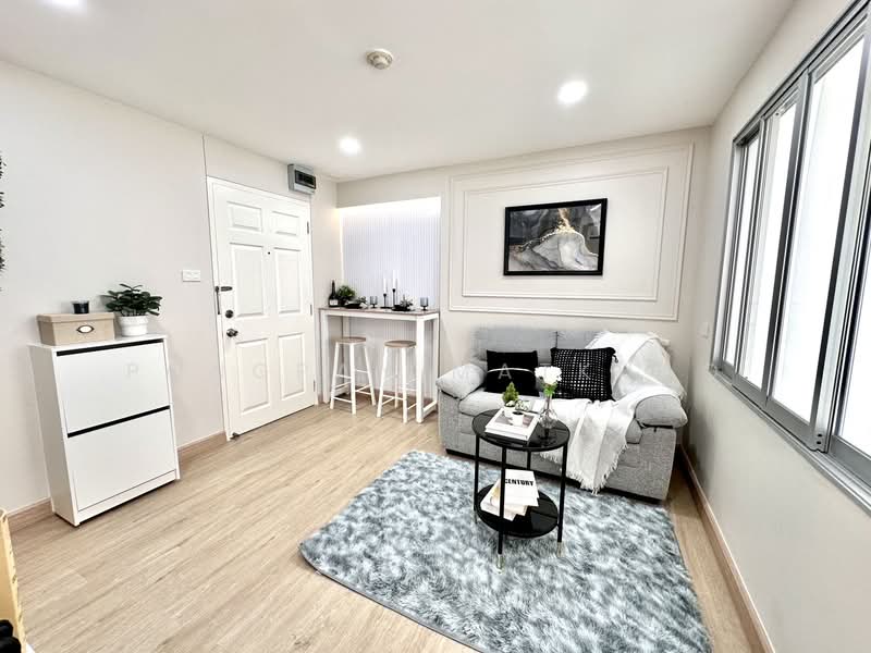 Lumpini Condo Town Bodindecha Ramkhamhaeng, Bangkok, Soi Ramkhamhaeng 43/1, Phlapphla, Wang Thonglang, Bangkok, 1 Bedroom, 28 sqm, Condo For Sale, by Pongpan Matkhao, 500192393 - DDproperty.com