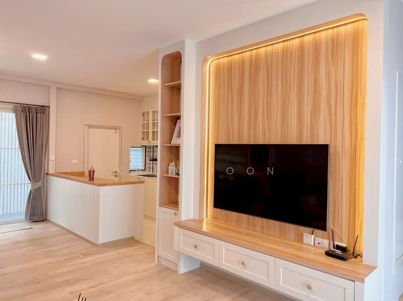 Indy 2 Bangna-Ramkhamhaeng 2, Bangkok, Soi Ramkhamhaeng 2, Dok Mai, Prawet, Bangkok, 3 Bedrooms, 122 sqm, Townhouse For Rent, by Khun Poon, 500192399 - DDproperty.com