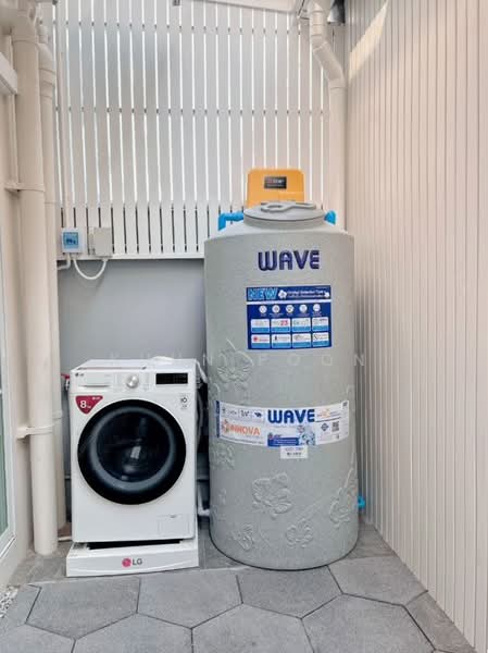 Indy 2 Bangna-Ramkhamhaeng 2 : อินดี้ 2 บางนา-รามคําแหง2, กรุงเทพ, ซ.รามคำแหง 2, ดอกไม้, ประเวศ, กรุงเทพ, 122 ตร.ม., ทาวน์เฮ้าส์ ให้เช่า, โดย Khun Poon, 500192399 - DDproperty.com