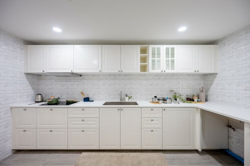 Las Colinas : ลาส โคลินาส, กรุงเทพ, ถนนสุขุมวิท 21, คลองเตยเหนือ, วัฒนา, กรุงเทพ, 240 ตร.ม., คอนโด ขาย, โดย ตะวัน ขันเงิน, 500192404 - DDproperty.com