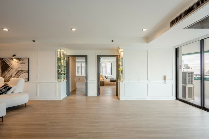 Las Colinas, Bangkok, Sukhumvit 21 Road, Khlongtoei Nua, Watthana, Bangkok, 3 Bedrooms, 240 sqm, Condo For Sale, by ตะวัน ขันเงิน, 500192404 - DDproperty.com