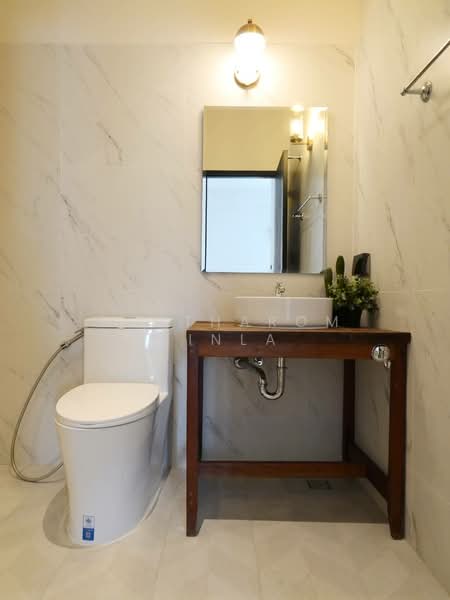 3-BR Townhouse, Bangkok, Khlong Tan Nua, Watthana, Bangkok, 3 Bedrooms, 193 sqm, Townhouse For Sale, by Nuttharom Linla , 500192411 - DDproperty.com