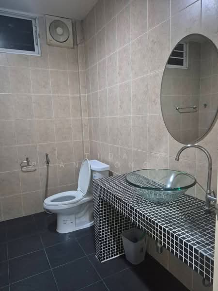 For rent: Single-story office or house, Ladprao 71, near Chokchai 4 BTS station., Bangkok, Lat Phrao, Lat Phrao, Bangkok, , 360 sqm, Office Space For Rent, by Tida phanthonglarptawee, 500192501 - DDproperty.com