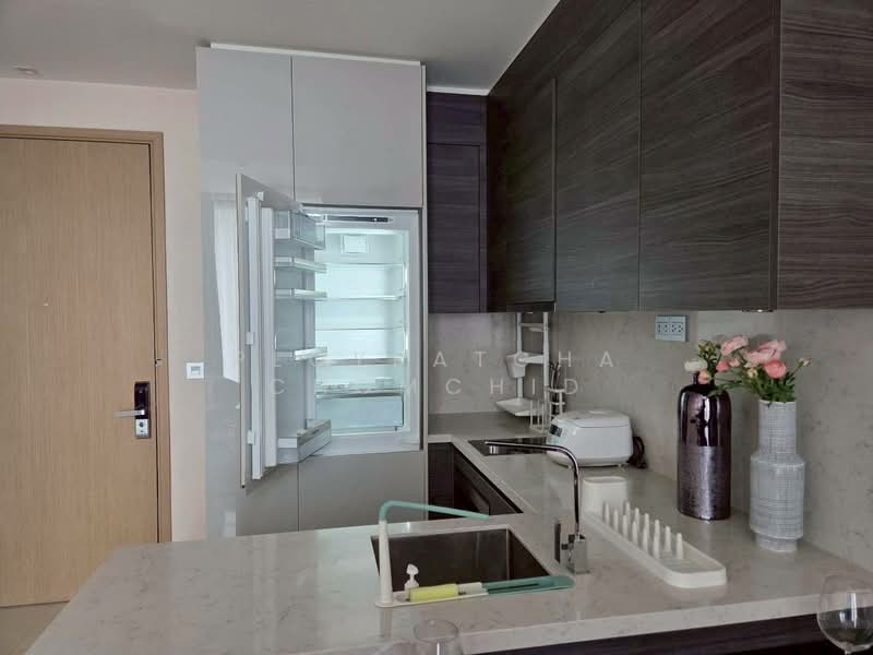 The Esse Asoke, Bangkok, 333 Soi Sukhumvit 21, Sukhumvit Road, Khlongtoei Nua, Watthana, Bangkok, 1 Bedroom, 45 sqm, Condo For Rent, by Ploypatcha Chomchid, 500192508 - DDproperty.com