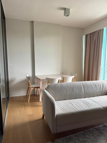Siamese Thirty Nine, Bangkok, 68 Soi Sukhumvit 39, Sukhumvit Road, Khlong Tan Nua, Watthana, Bangkok, 1 Bedroom, 47 sqm, Condo For Sale, by Prapapan Wilairojvorakul, 500192551 - DDproperty.com