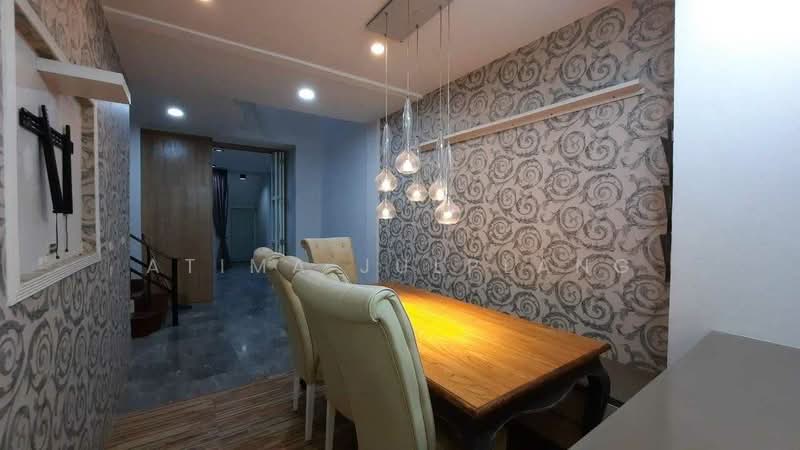 Waratorn Ville, Bangkok, Soi Rerktrilak, Suan Luang, Suan Luang, Bangkok, 5 Bedrooms, 300 sqm, Single Detached House For Sale, by Atima Julplang, 500192559 - DDproperty.com