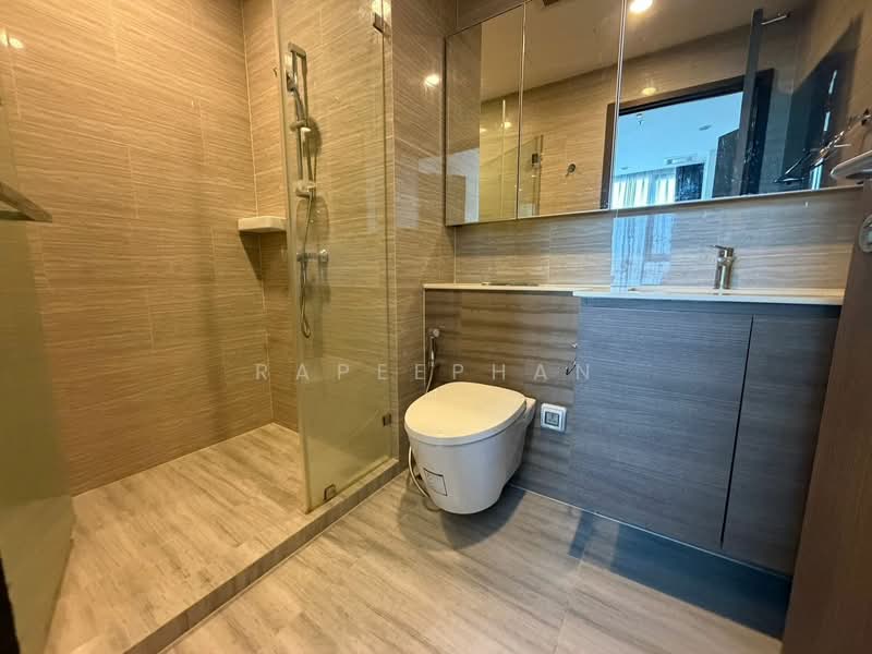 Whizdom Essence, Bangkok, 5 Piyabutr 1 Alley, Bang Chak, Phra Khanong, Bangkok, 1 Bedroom, 35 sqm, Condo For Rent, by Rapeephan, 500192588 - DDproperty.com