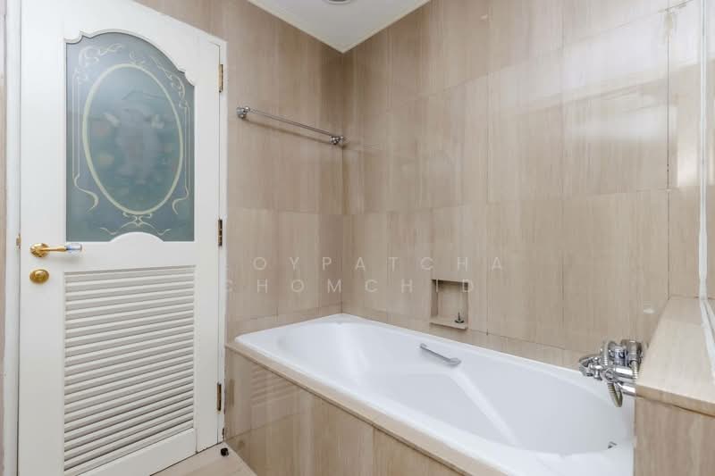 Langsuan Ville, Bangkok, 50 Soi Langsuan, Lumphini, Pathum Wan, Bangkok, 3 Bedrooms, 242 sqm, Condo For Rent, by Ploypatcha Chomchid, 500192638 - DDproperty.com