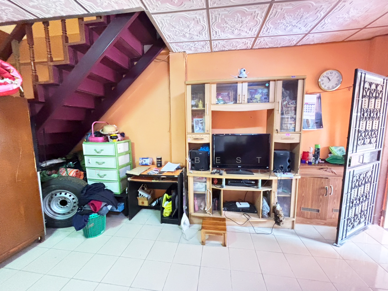 Nantawan 5 Soi Liabwaree 11 : นันทวัน 5 ซอยเลียบวารี 11, กรุงเทพ, ซอยเลียบวารี 11, โคกแฝด, หนองจอก, กรุงเทพ, 100 ตร.ม., ทาวน์เฮ้าส์ ขาย, โดย The Best Property เด๊ะ, 500192686 - DDproperty.com